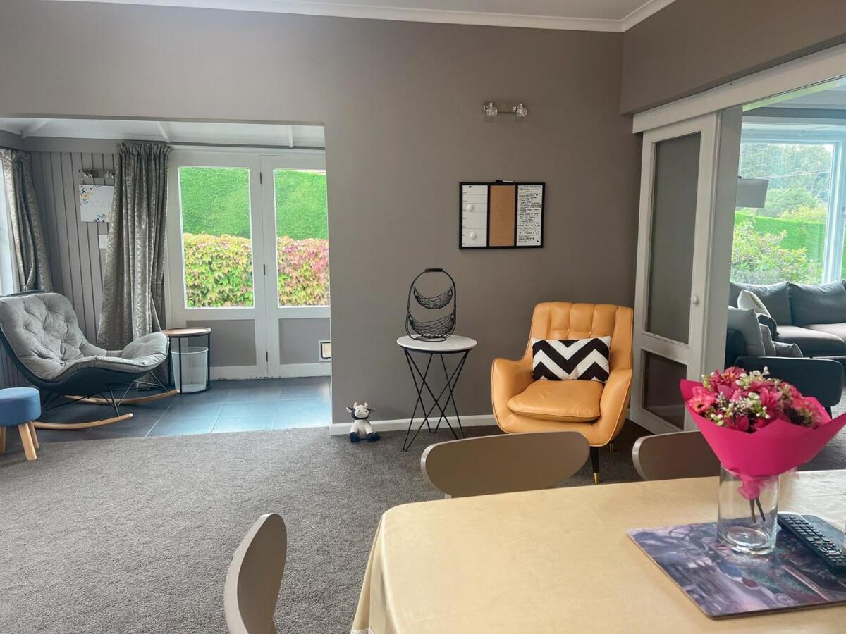 オマルー Beautiful Garden View 4Br Houseヴィラ エクステリア 写真