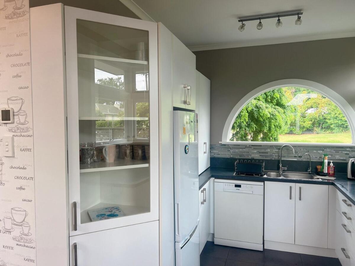 オマルー Beautiful Garden View 4Br Houseヴィラ エクステリア 写真